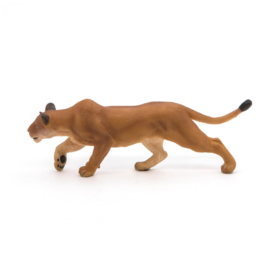 Figurine Lionne chassant Papo en PVC, thème félins, Collection Animaux sauvages, jouet éducatif idéal pour enfants et collectionneurs